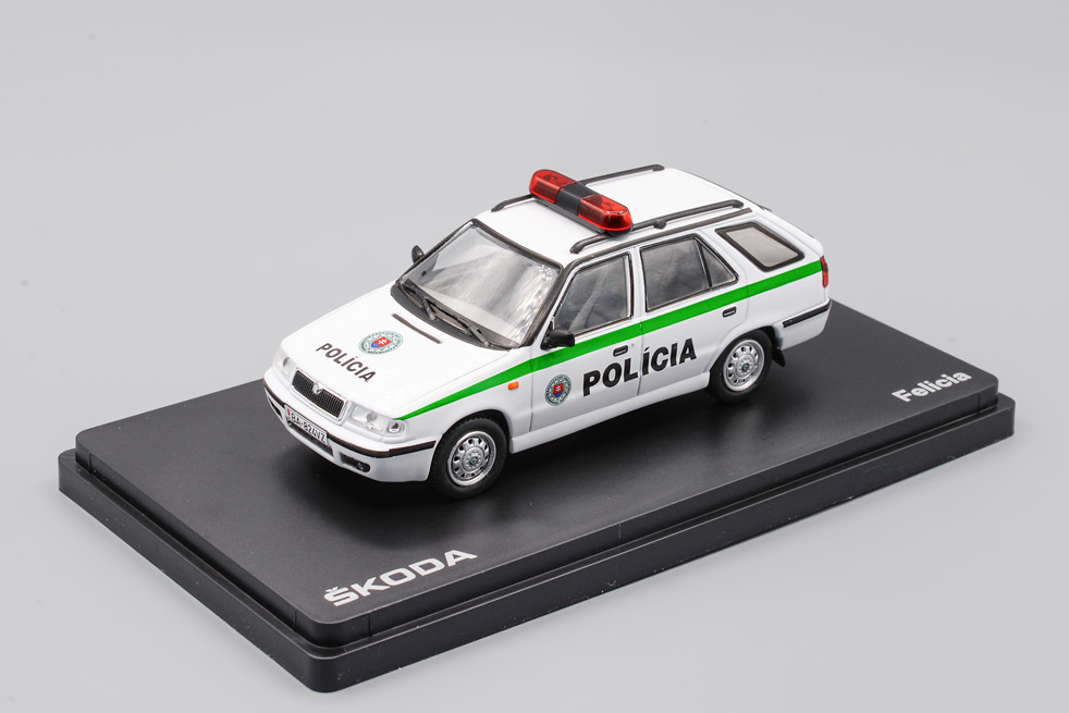 1:43 SKODA Felicia FL Combi (1998) - Police SK - 730XA2