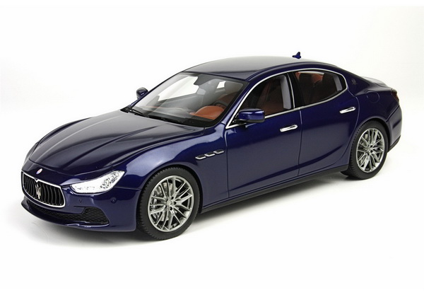 1:18 MASERATI Ghibli, emotion blue - TOP08B