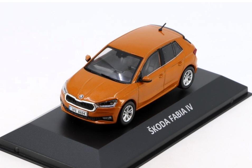 1:43 SKODA Fabia IV (2021), orange - SKOP112