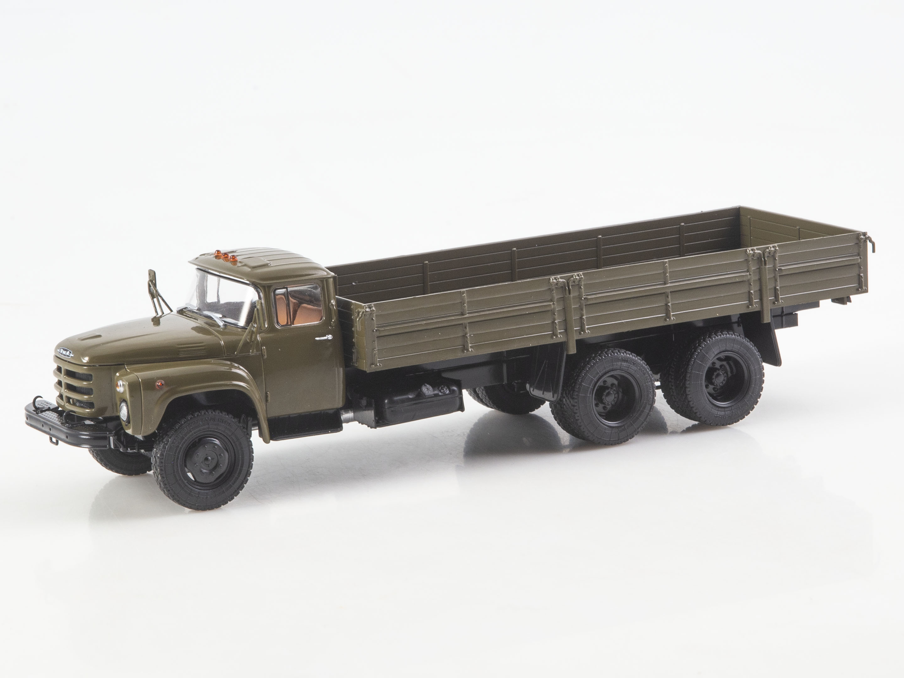 1:43 ЗИL 133ГЯ бортовой, хаки - 104196