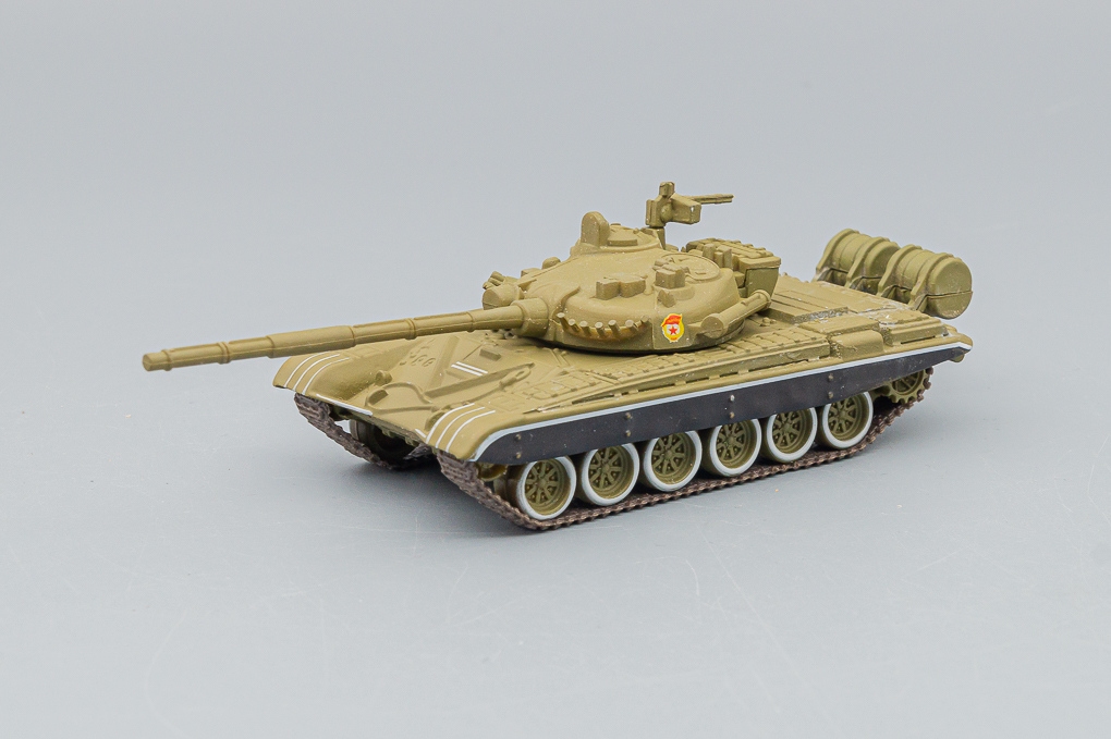 1:72 Т-72 танк, Русские танки 1 - RT001