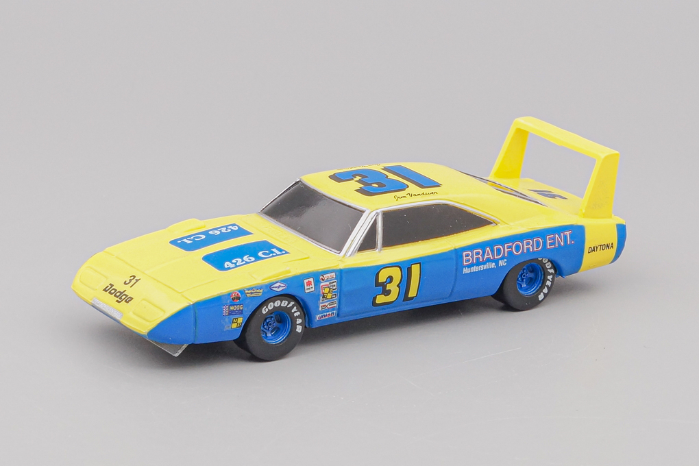 1:43 DODGE Daytona #31 Jim Vandiver (1969) NASCAR, yellow / blue - LOT01600