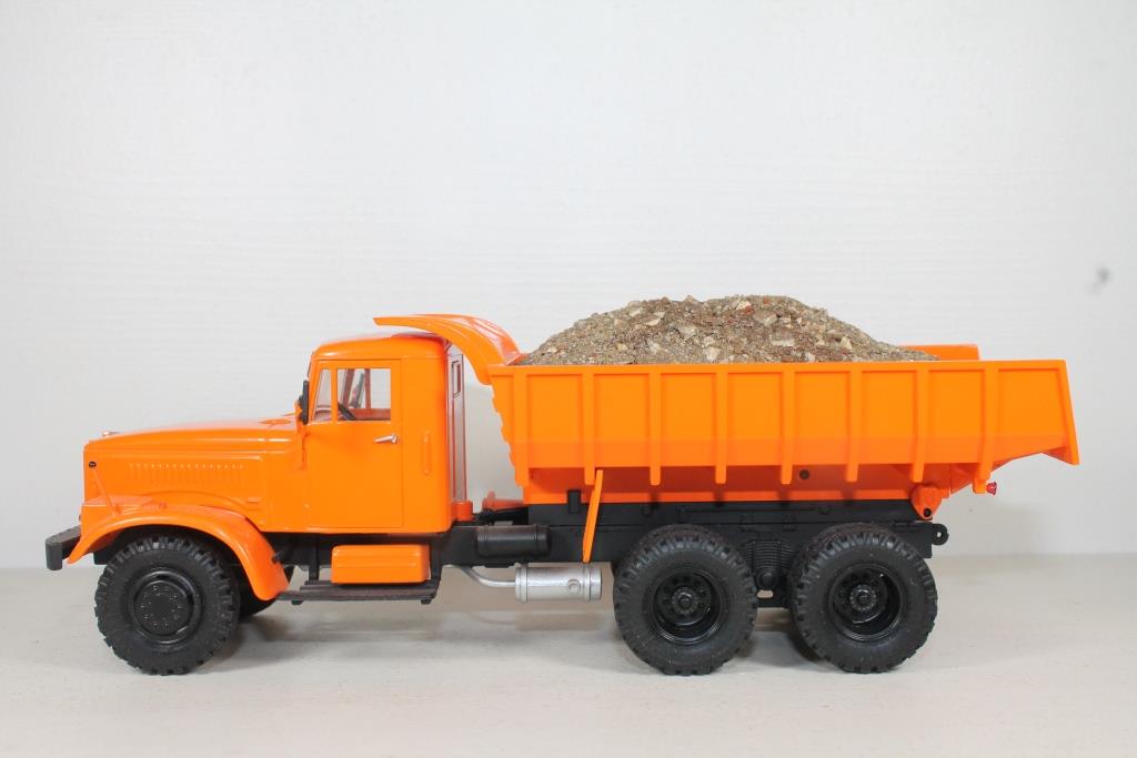 1:43 Груз для КРАЗ-256Б (ССМ) грунт - GK130