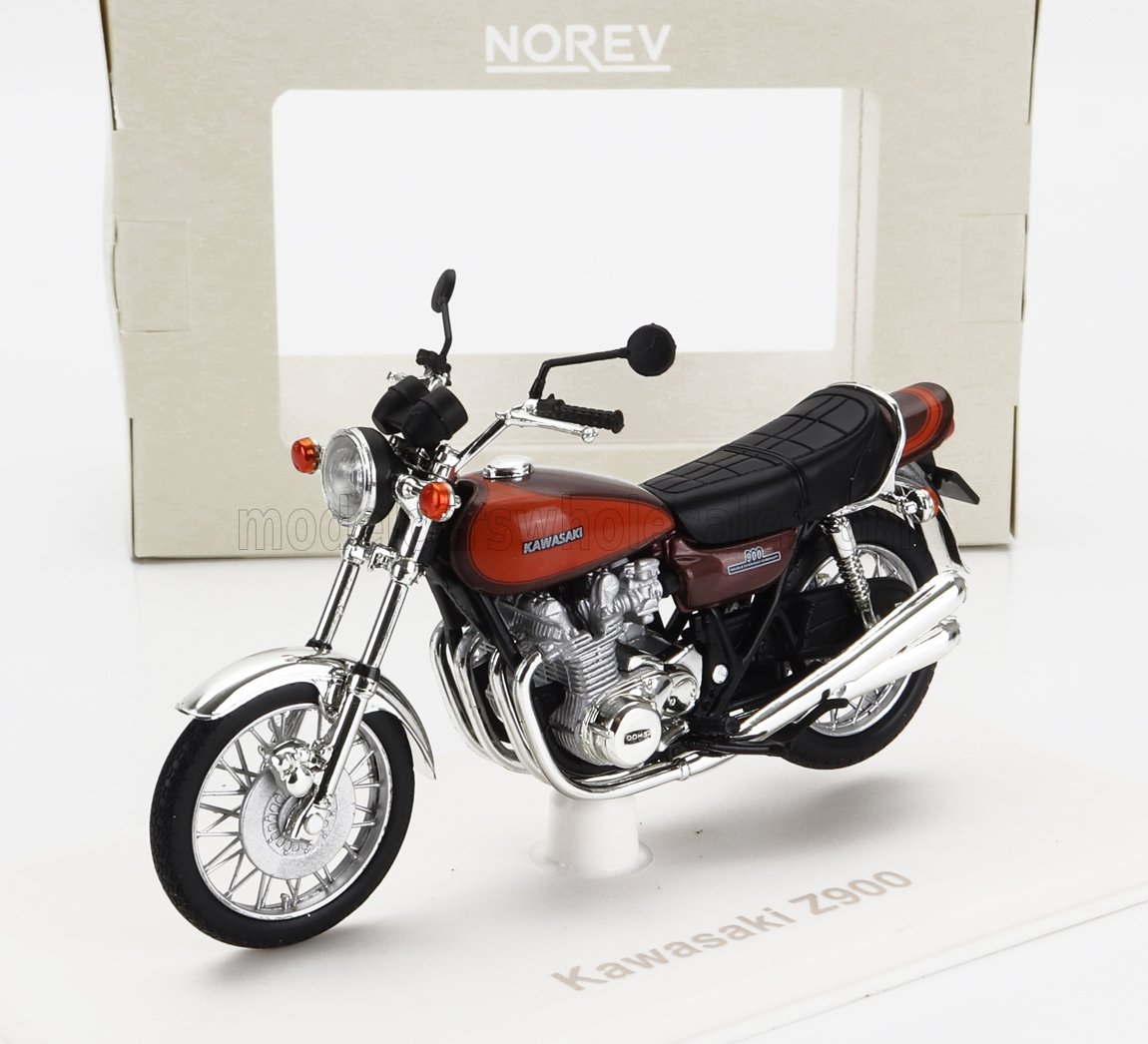1:18 KAWASAKI Z900 (1973), Brown Orange - 182031