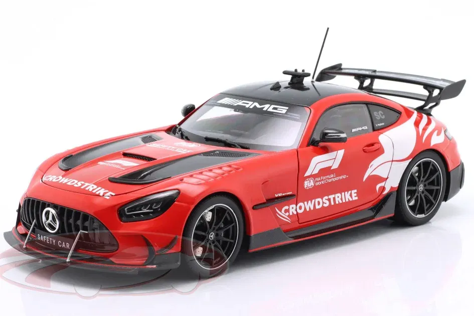 1:18 MERCEDES BENZ AMG GT V8 Black Series Safety Car Crowdstrike Season Bernd Maylander (2025), red / white - 110032091
