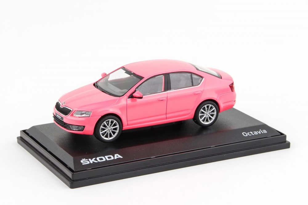 1:43 SKODA Octavia III (2012), pink - 026BW