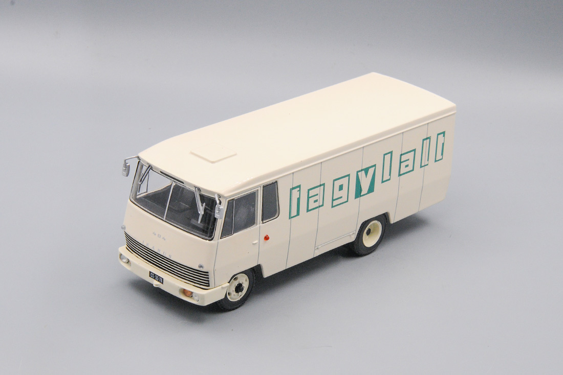 1:43 IKARUS 404 Фургон-рефрижератор (Hutogepkocsi), Legendas teherautok 32 - LTA032