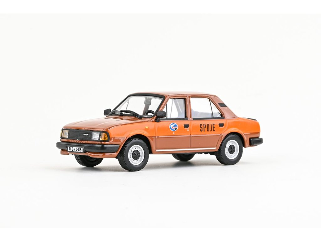 1:43 SKODA 120L 1984 Spoje, red - 702F03
