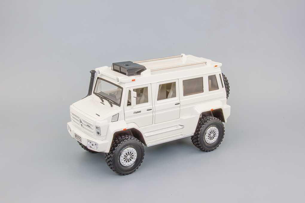 1:24 MERCEDES-BENZ Unimog U5000, белый - M929Q-W