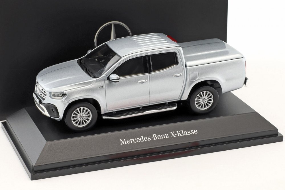 1:43 MERCEDES-BENZ X-Klasse (BR470) Baujahr 2017 - B66004252