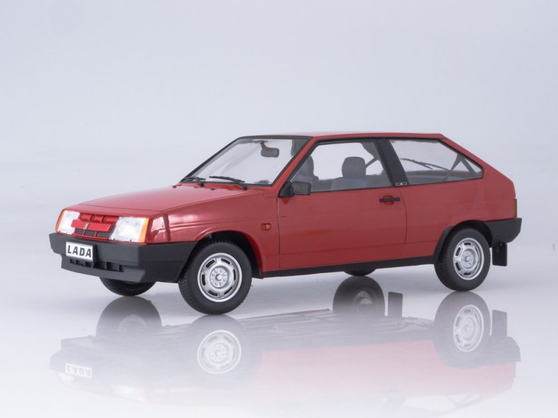 1:18 Волжский 2108 Samara (1989), rubin red with grey interior - PSM-DC18003C