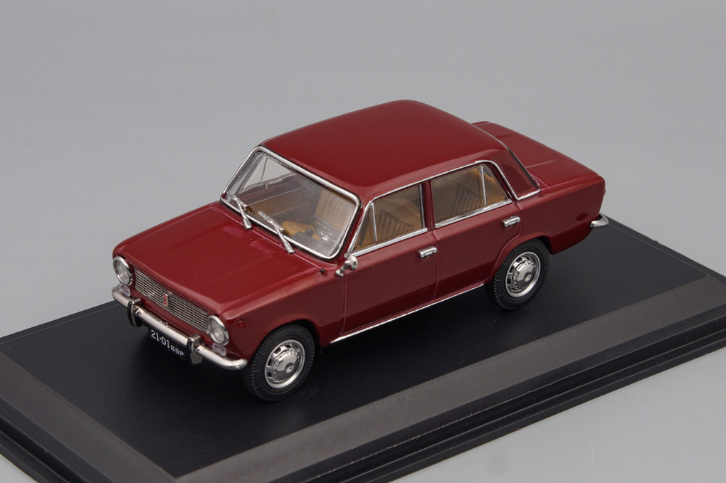 1:43 Волжский 2101 (1970), вишневый (старая резина) - EVRM0143-01