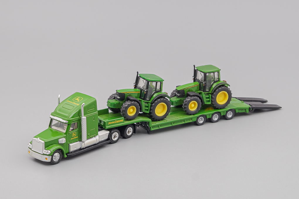 1:87 FREIGHTLINER Coronado Tractor/Lowboy / 2x John Deere Farm Tractor, green - 1837-X1