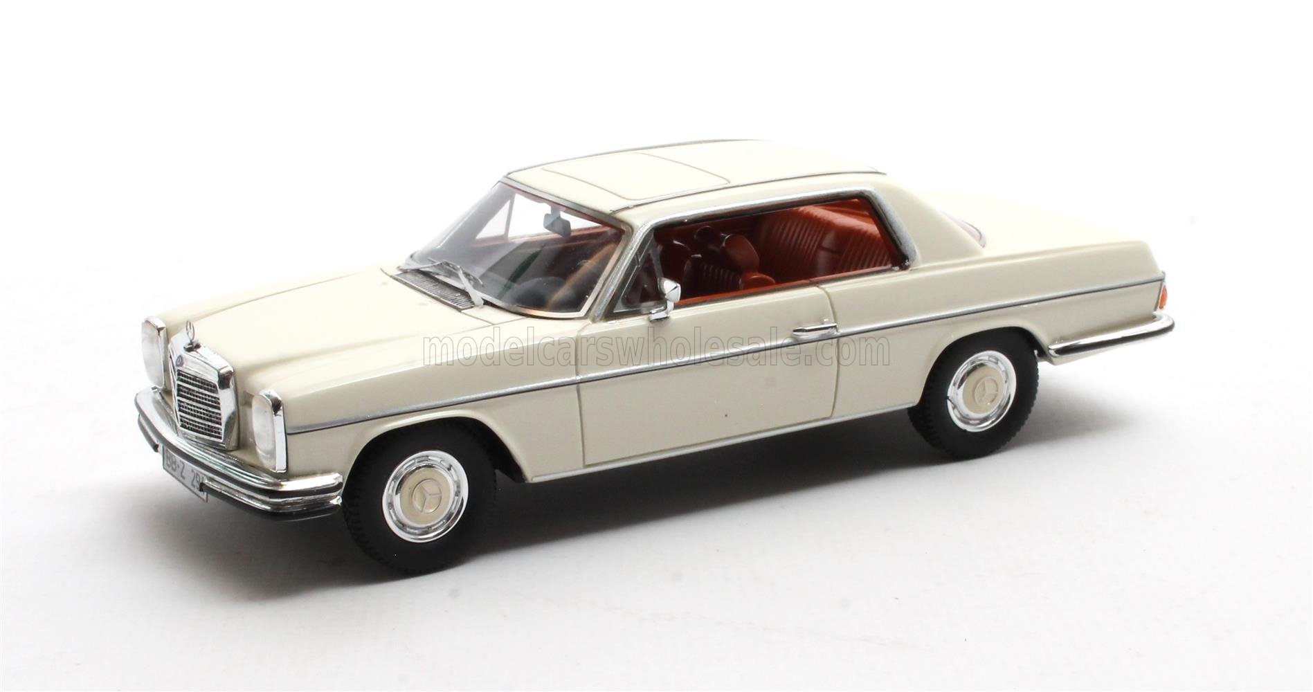 1:43 MERCEDES-BENZ 280 C (W114) JUST MARRIED-С двумя фигурками (1968), белый - MX11302-241(202779)