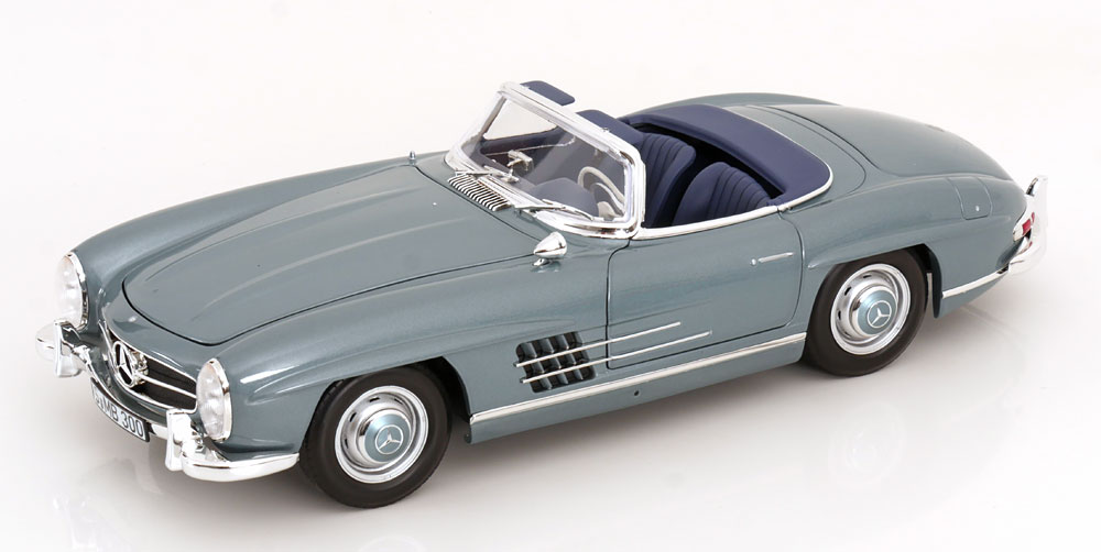 1:18 MERCEDES-BENZ 300 SL W198 Roadster (1957-1963), light blue-metallic - B66040696