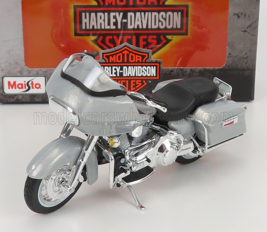1:18 HARLEY DAVIDSON Fltr Road Glide (2002), Silver - 21911-39360