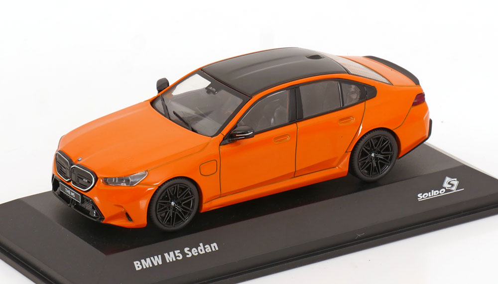 1:43 BMW M5 (G90) Saloon (2025), orange - S4317552