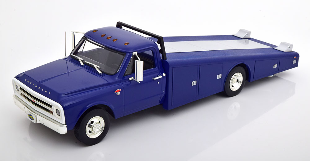 1:18 CHEVROLET C-30 (1967), blau - A1801709