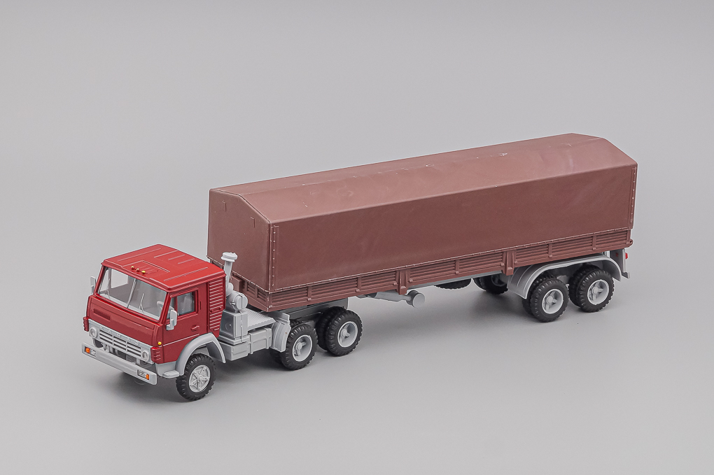 1:43 Камский 5410 с полуприцепом и тентом, вишня / коричневый - ELK-1046