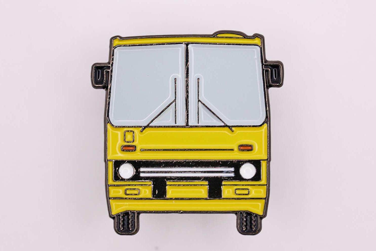 Значок 'IKARUS 260/280', желтый - TAG007