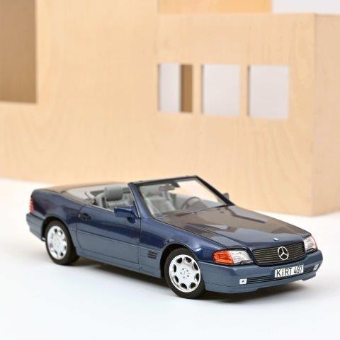 1:18 MERCEDES-BENZ 500SL Cabriolet (R129) с тентом 1989 Blue Metallic - 183717