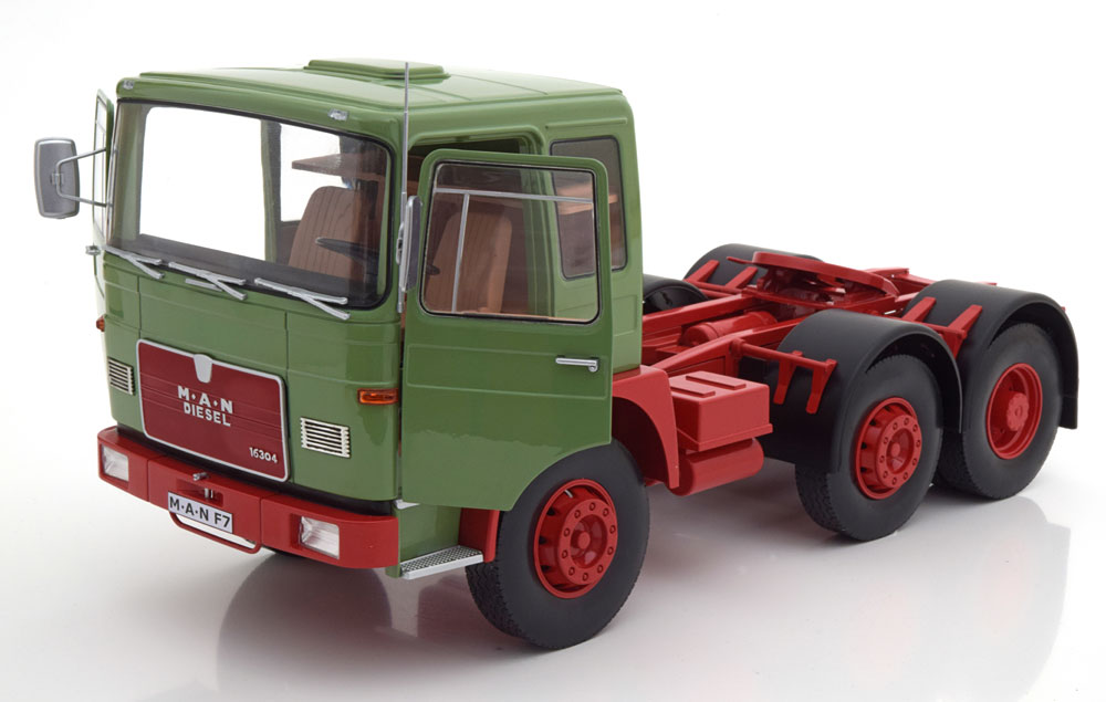 1:18 седельный тягач MAN 16304 (F7) (1972), olive - RK180052