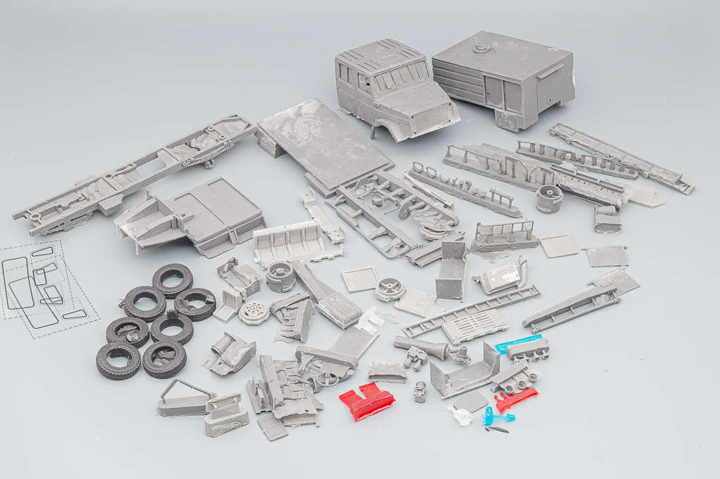 1:43 Сборная модель Пожарная цистерна АЦ-2,5-30/5 (4331)