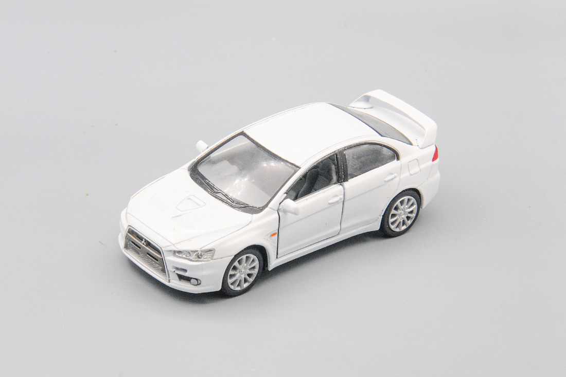 1:36 MITSUBISHI Lancer Evolution X (2008), white - KT5329-W