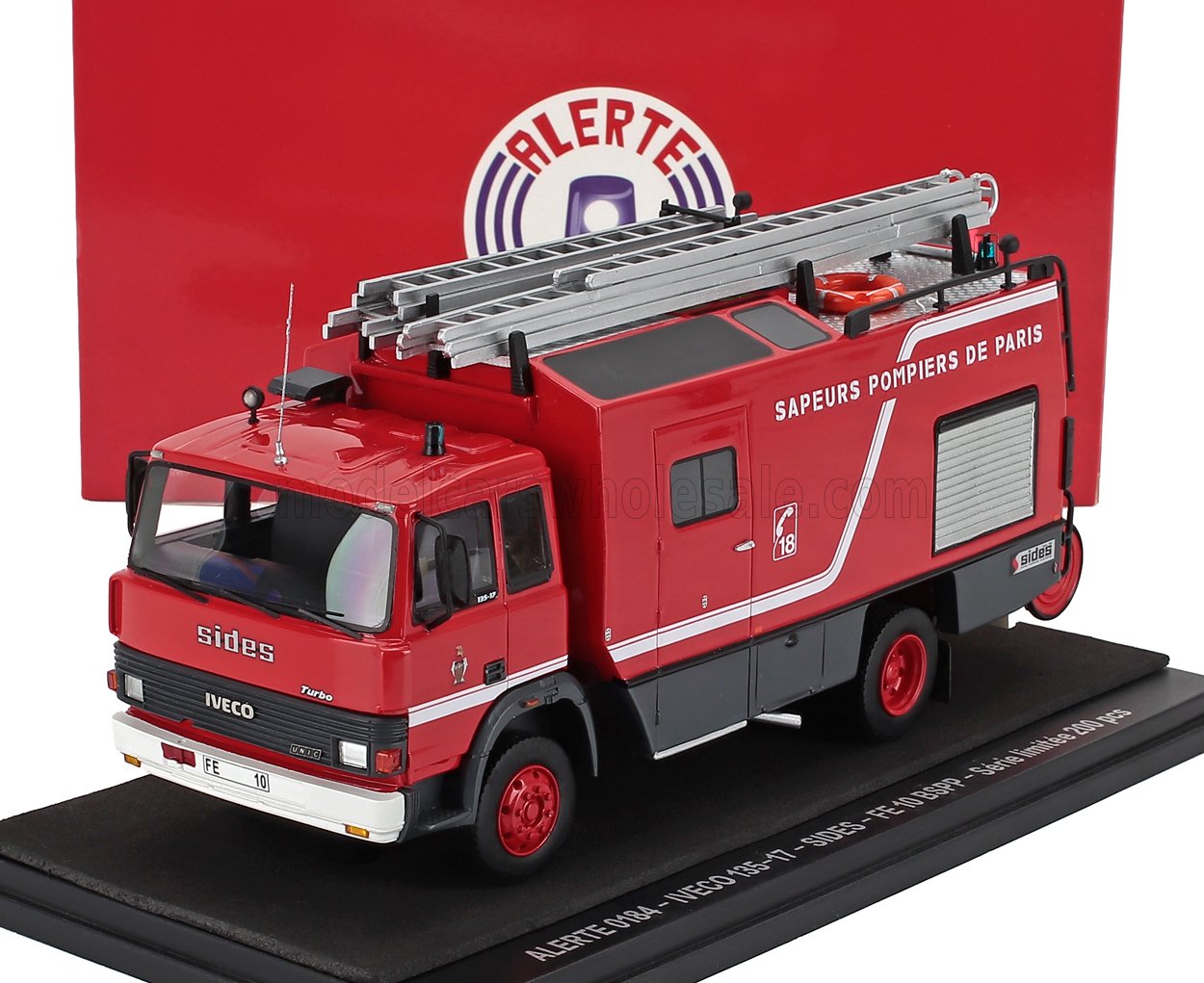 1:43 IVECO FIAT 135-17 Tanker Truck Sides Fe10 Bspp Sapeurs Pompiers De Paris (1986), Red Grey - ALERTE0184