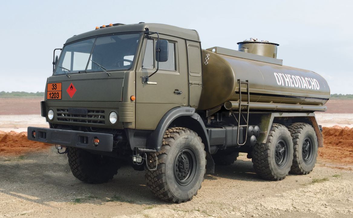 1:72 Сборная модель Военный грузовик топливозаправщик Камский грузовик-5350 - 307287