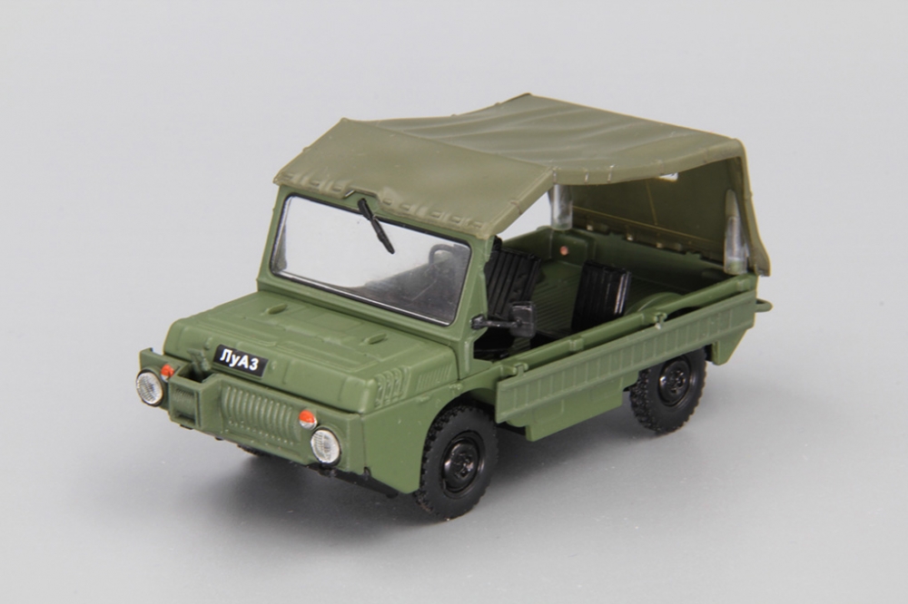 1:43 ЛУАЗ 967М, Автолегенды СССР 66, хаки - AL066