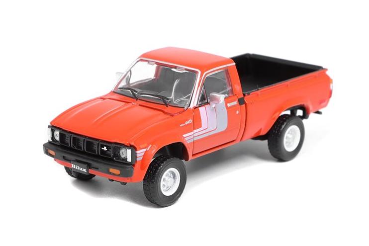 1:64 TOYOTA Hilux n60 Pick-Up RHD (1980),orange - BM64B0265