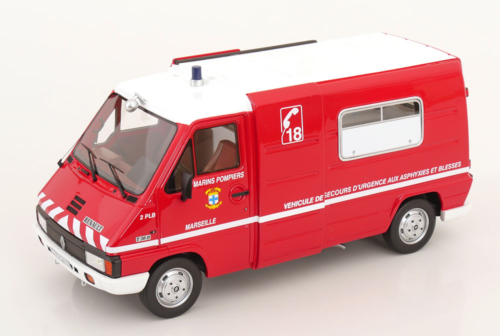 1:18 RENAULT Master T30D fire engine (1980) - OT1107
