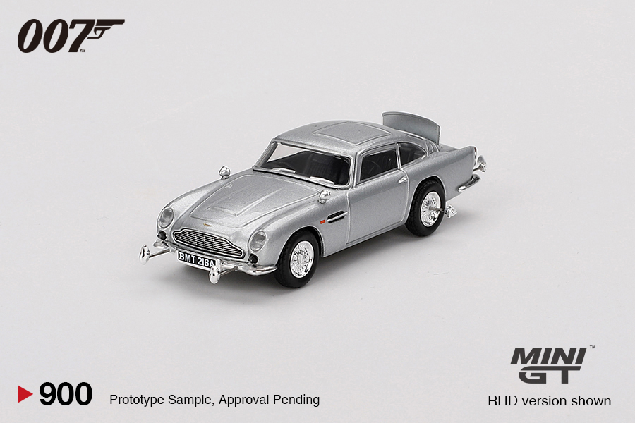 1:64 ASTON MARTIN DB5 “Goldfinger” (French Poster), silver - MGT00900-007F
