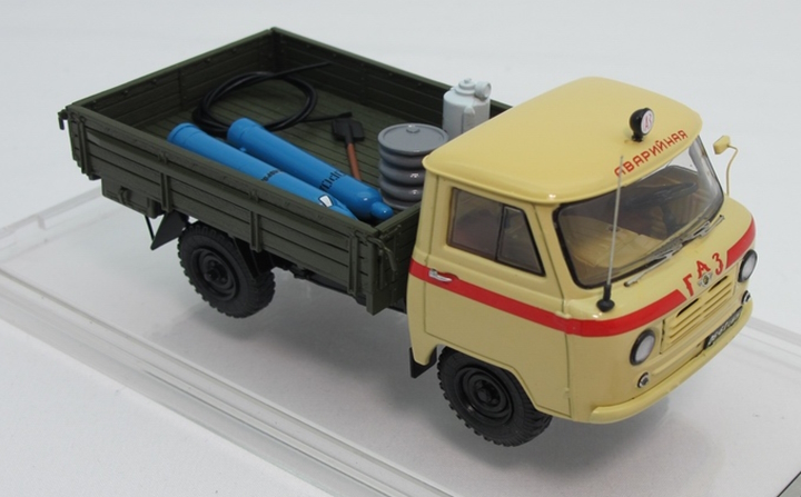 1:43 УАЗ-450Д Аварийная ГорГаз Душанбе, Таджикистан - 1963 г. с аксессуарами в кузове - 145004