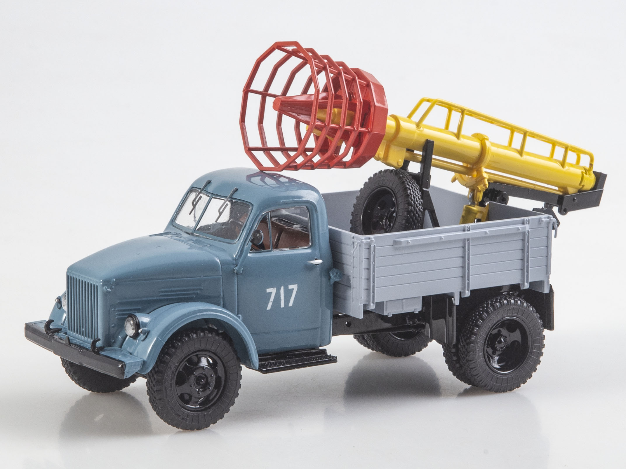 1:43 ТВГ-15М (51А), серый - SSM1626