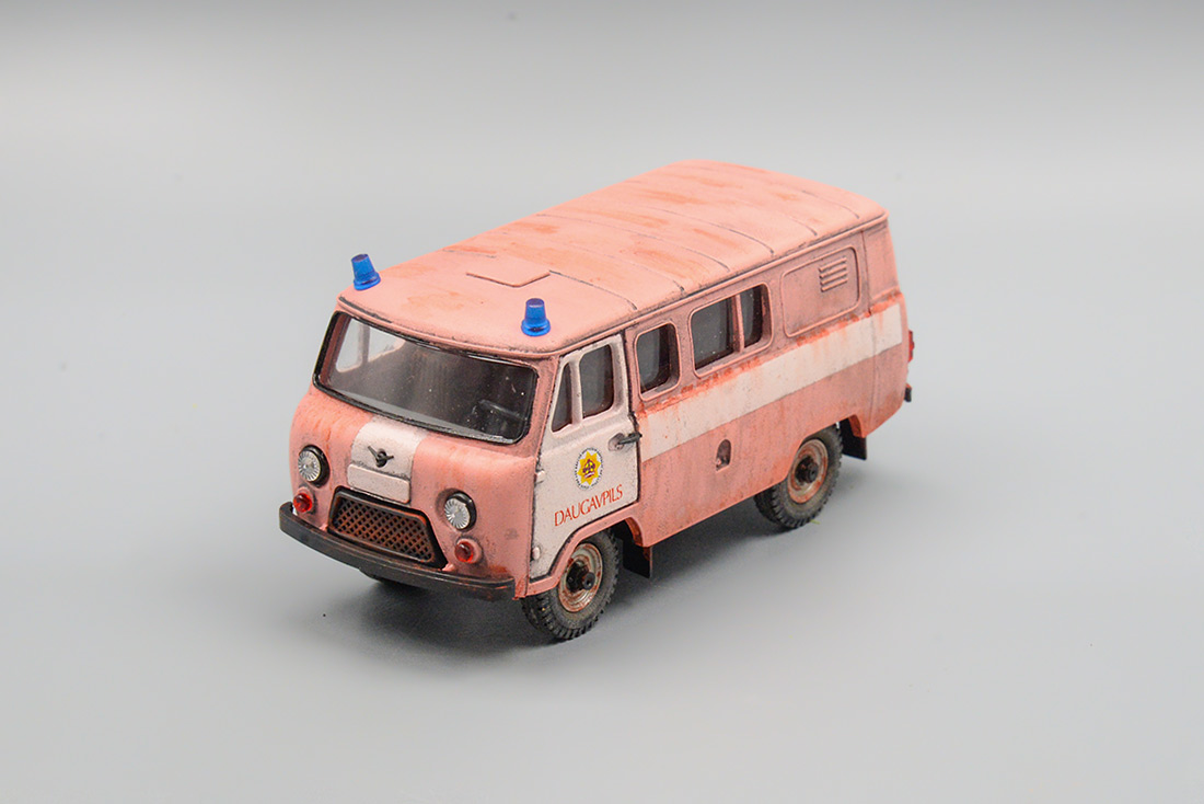 1:43 УАЗ-39099 пожарный, Daugavpils (Латвия), со следами эксплуатации - RG059