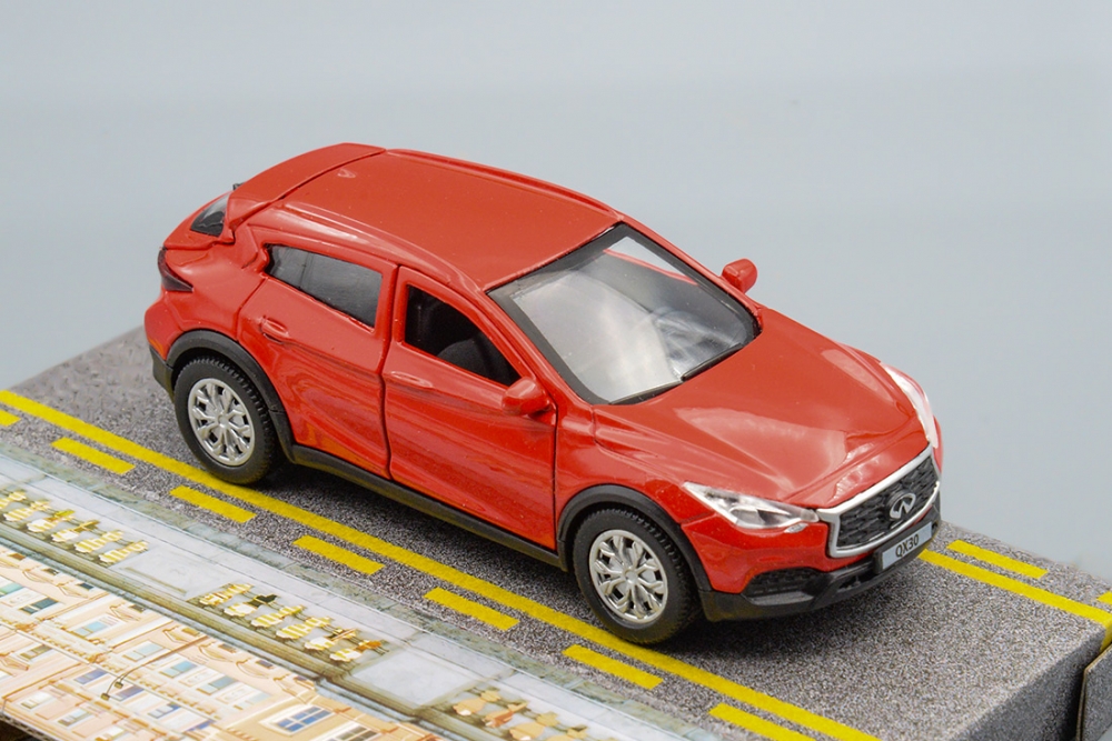 1:38 INFINITI QX30, Red - QX30-RD
