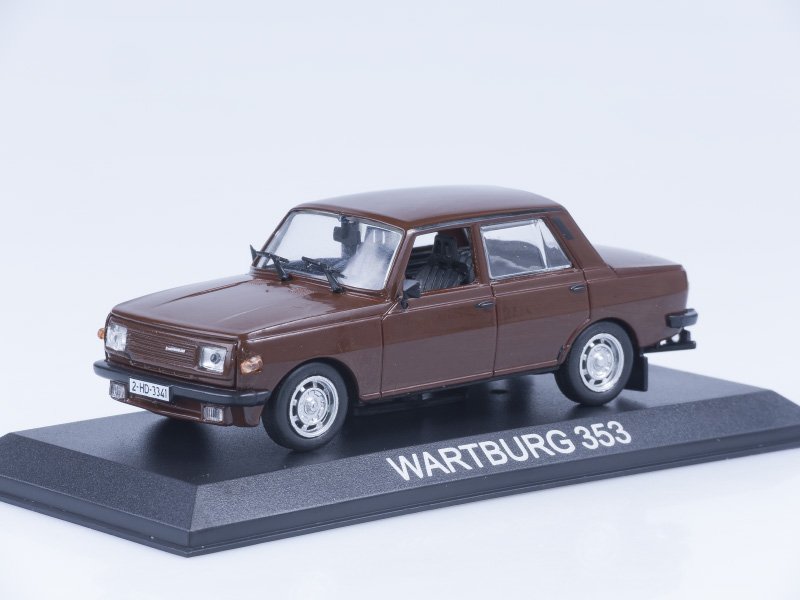 1:43 WARTBURG 353, Masini de Legenda 12, коричневый - mas012
