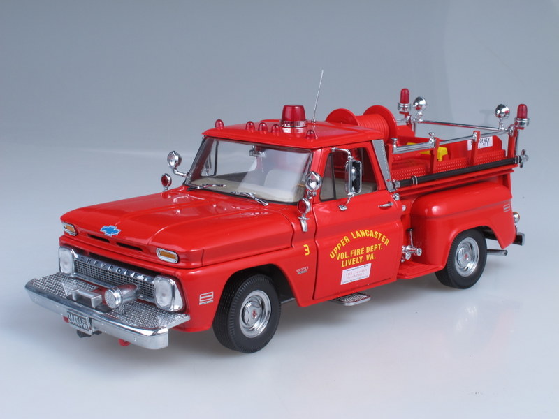 1:18 CHEVROLET C-20 FIRE TRUCK Pick-up Fire Engine Deparment Upper Lancaster (1965), red - 1383