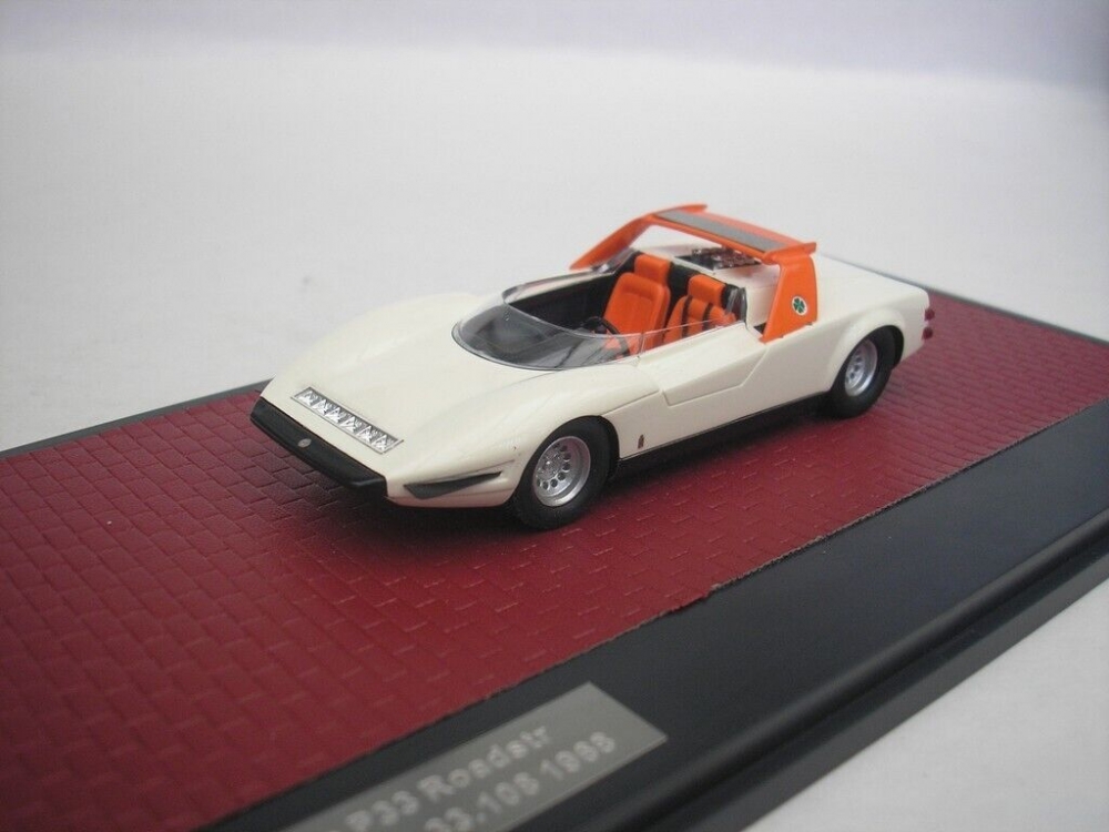 1:43 Alfa Romeo P33 Roadster Pininfarina (1968) - MX50102-171