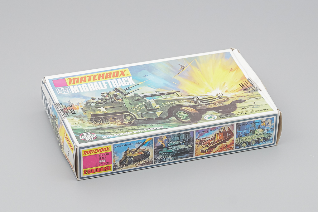 1:76 Сборная модель M16 HALF TRACK - 40078-X1