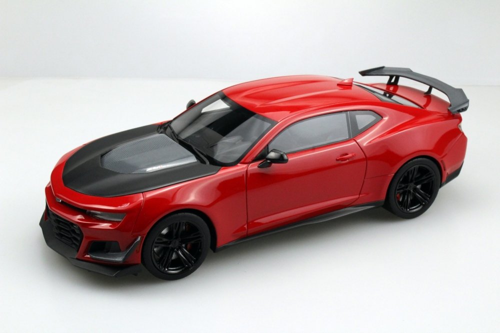 1:18 Chevrolet Camaro ZL1 1LE Hennessey Exorcist (red / black) - LS039B