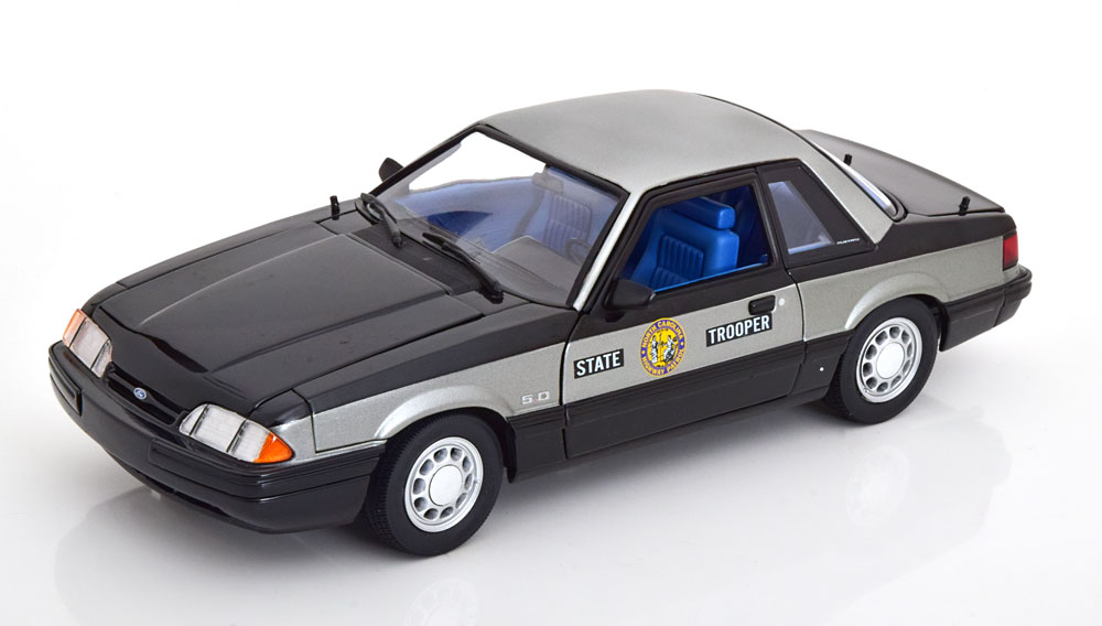 1:18 FORD Mustang 5.0 SSP North Carolina Highway Patrol (1993) - 18976