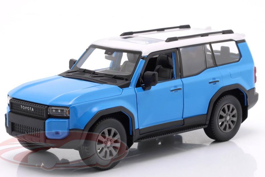 1:24 TOYOTA Land Cruiser (2024), light blue - 32924BL