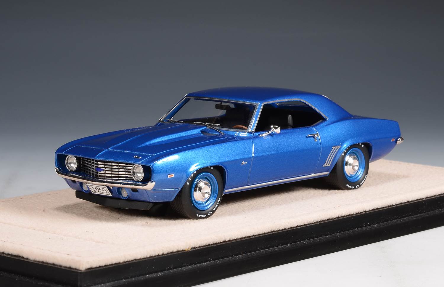 1:43 CHEVROLET Camaro ZL1 COPO (1969), Le Mnas Blue Metallic - STM691011