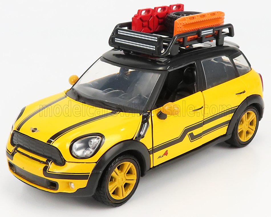 1:24 MINI Cooper S Countryman With Roof Rack (2011), Yellow Black - 79752