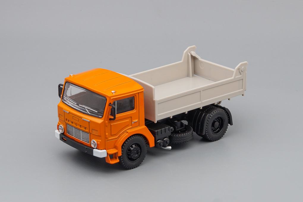 1:43 JELCZ 317, orange - K-525