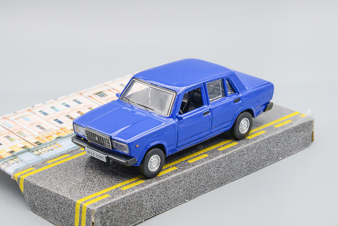 1:38 Волжский 2107 'Жигули',синий - 2107-12-BU