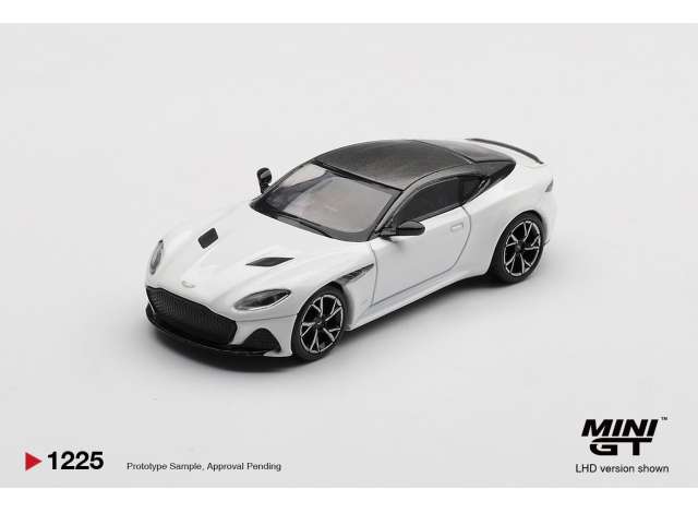 1:64 Aston Martin BDS Stratus, white 2024 - MGT01225-L